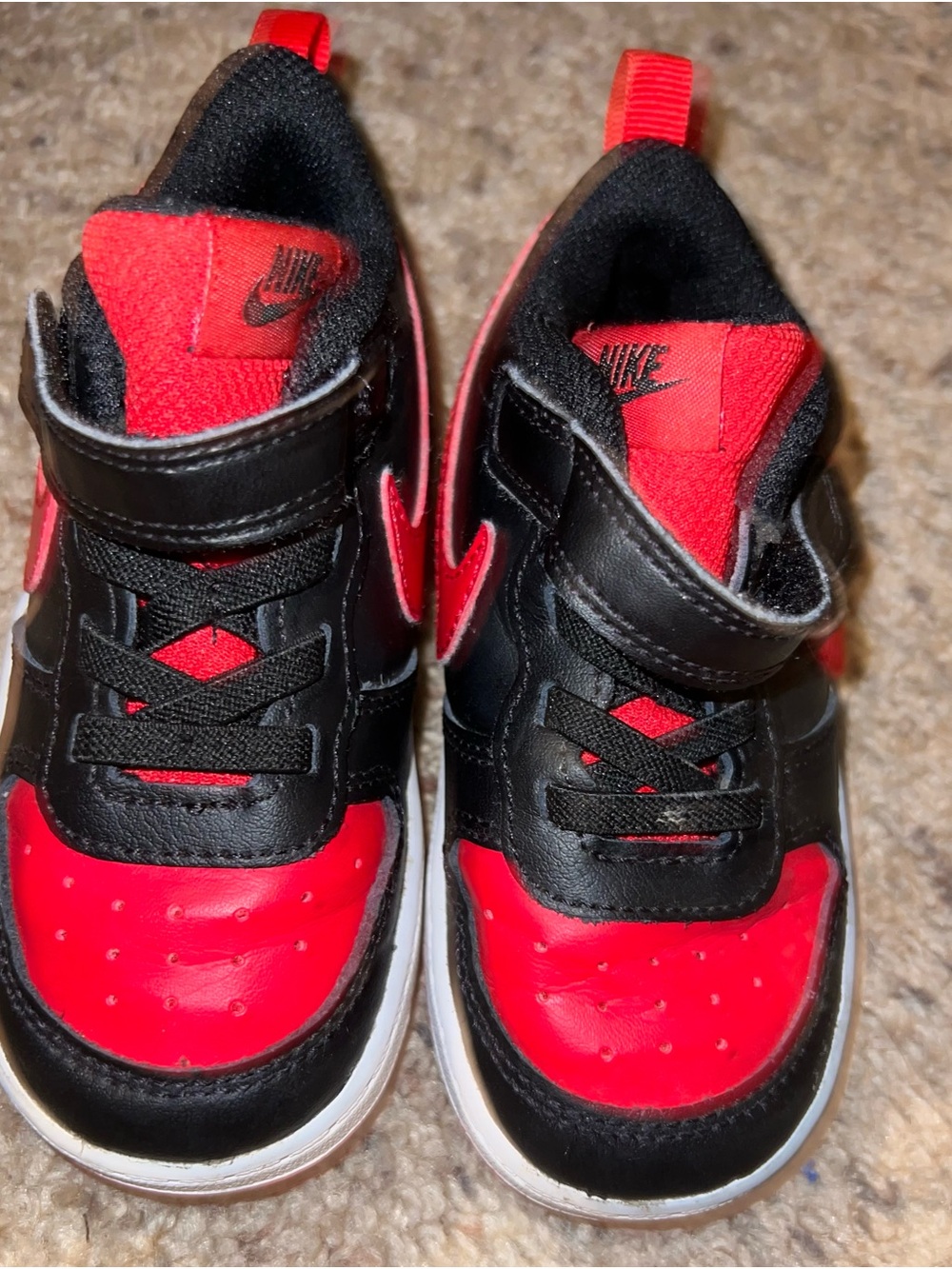 Nike Kids' Red and Black Sneaker
